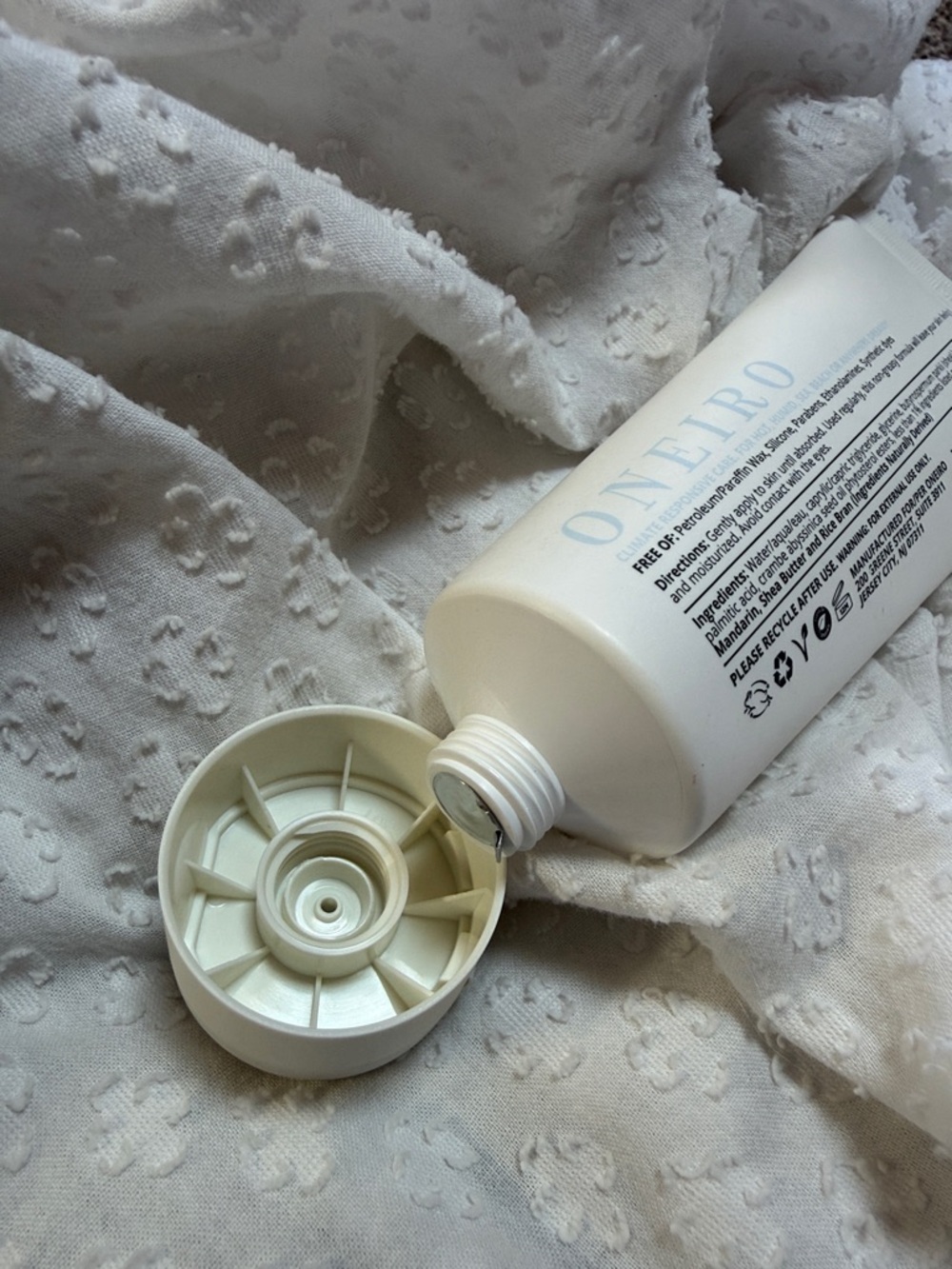 Oneiro Sunchasers Body Milk 3 fl oz - Picture 4 of 5